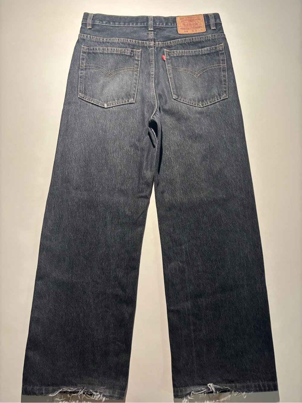 Baggy retro Levi’s faded grey denim jeans skater style (bootleg)